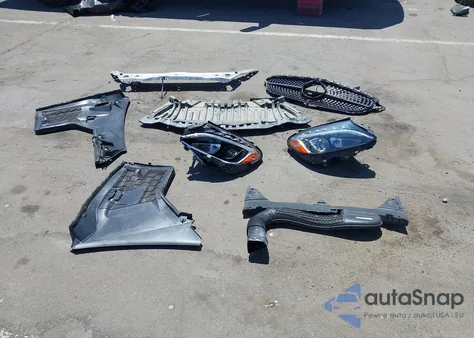 2017 Mercedes-Benz C 300 from USA, damaged, VIN WDDWJ4JB6HF434193